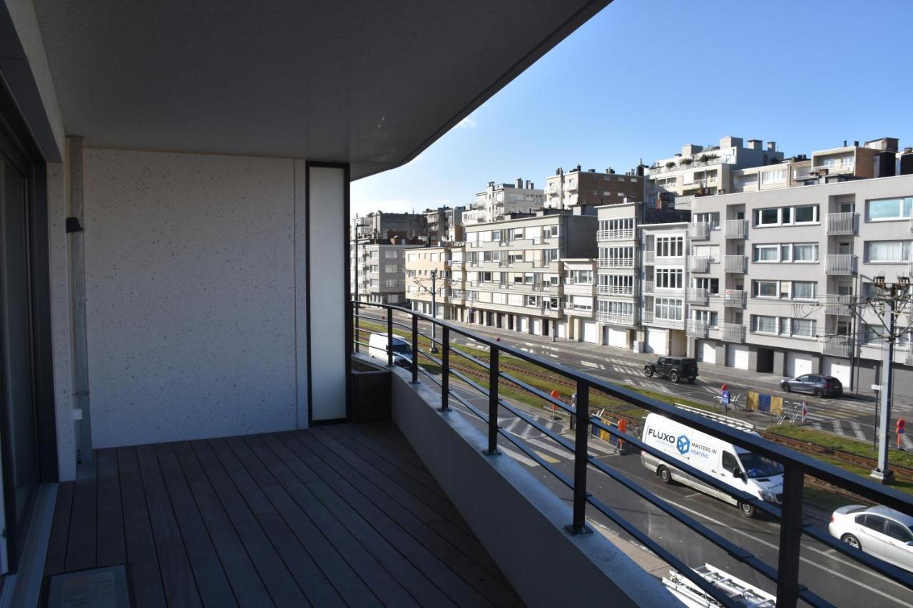 Lichtrijk 2-Slaapkamerappartement Met Zeezicht En Gratis Parking Ostend Exterior photo